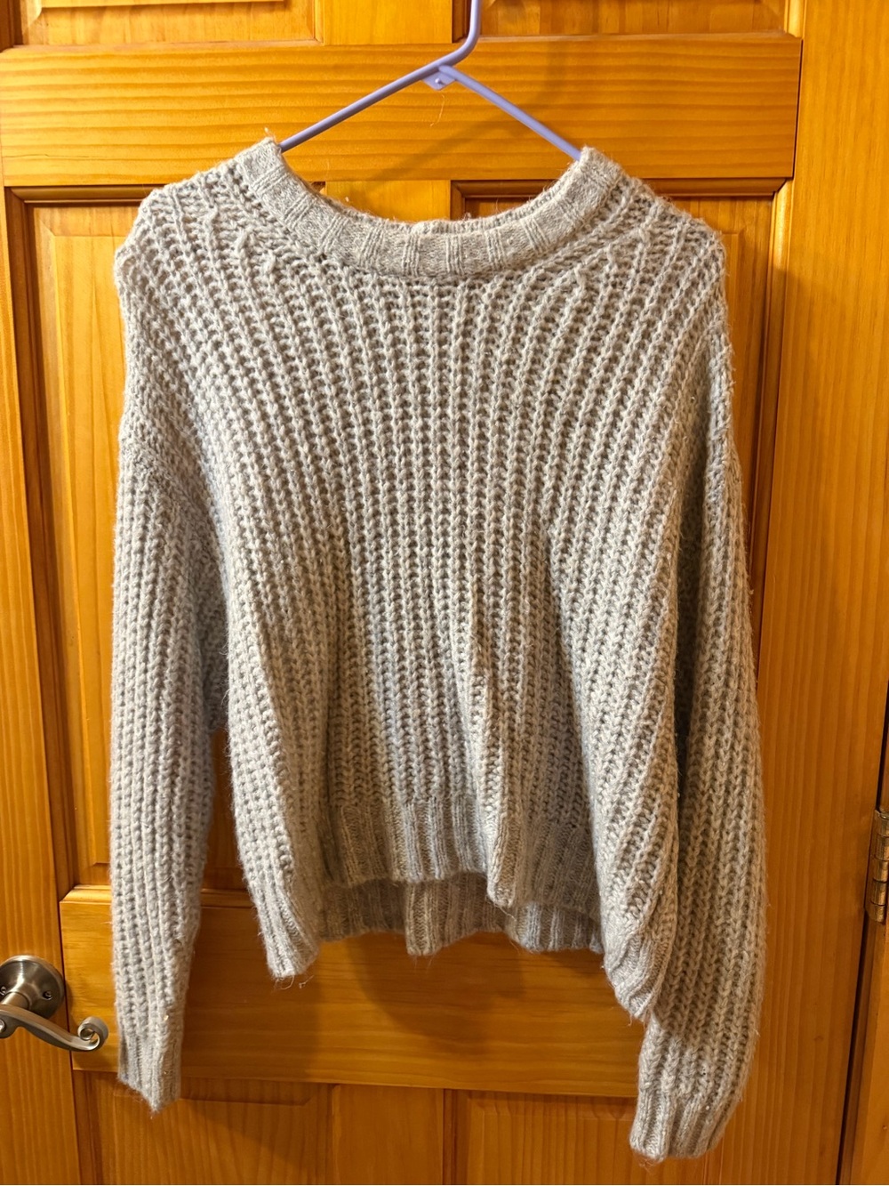 American Eagle Outfitters Light Gray Crewneck Sweater